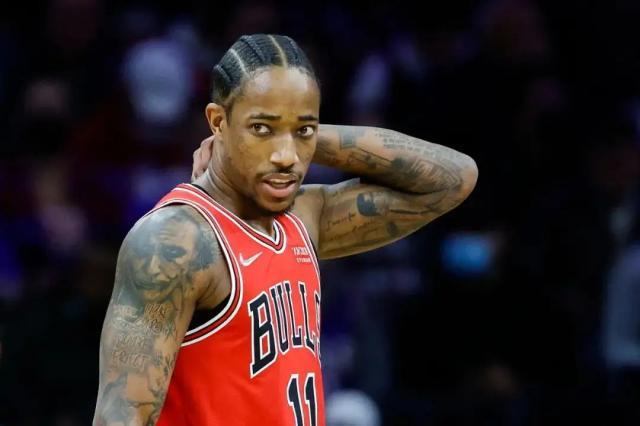 开云官方-37分客场浇灭热火 常规赛来了，德罗赞又厉害了！